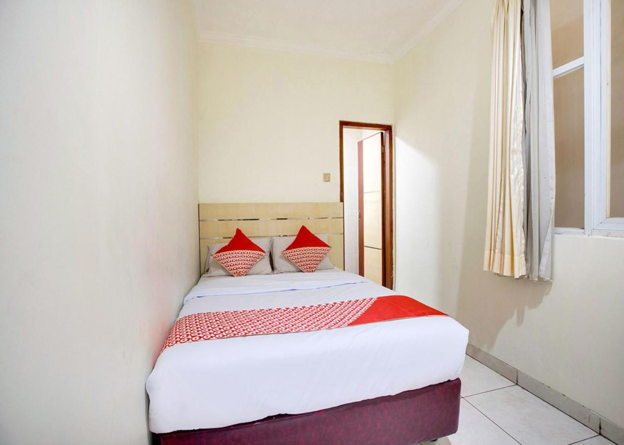 Oyo 2554 Hotel Arimbi Lama Dewi Sartika Bandung Dış mekan fotoğraf